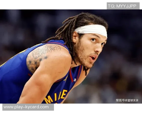 阿隆戈登新纹身惊艳亮相双黑臂环引发球迷热议